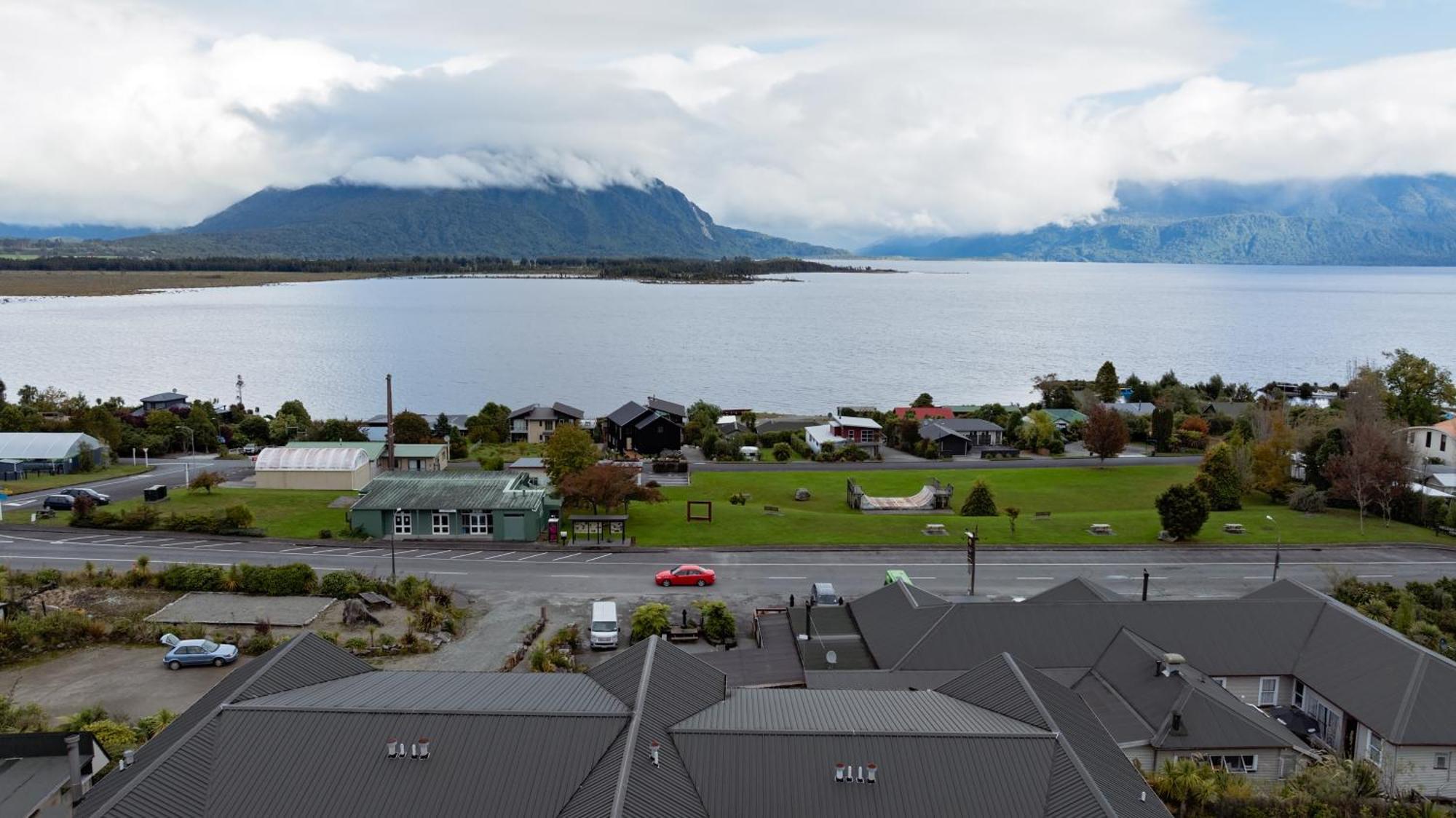 Hotel Lake Brunner Greymouth Exteriér fotografie